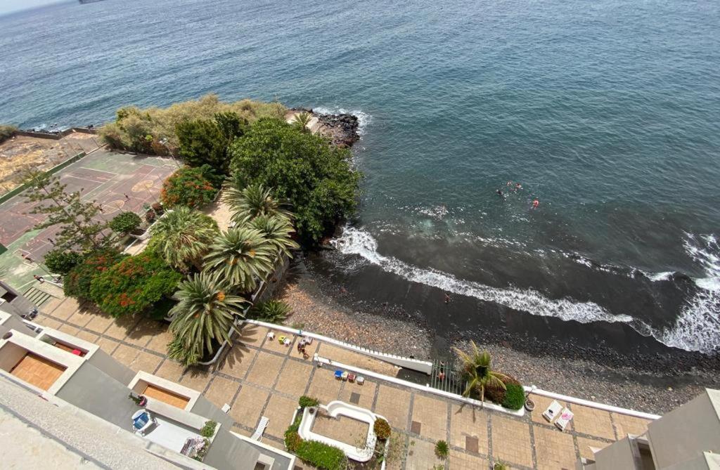 Apartamentos Playa Chica / Playa Las Gaviotas Santa Cruz de Tenerife Exterior photo