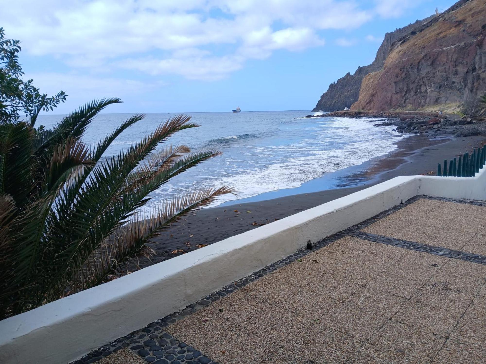 Apartamentos Playa Chica / Playa Las Gaviotas Santa Cruz de Tenerife Exterior photo